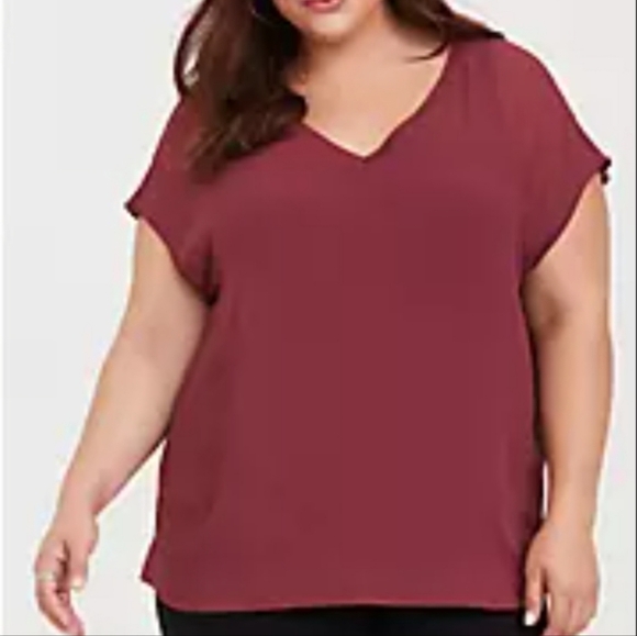 Torrid Casual Office Red Chiffon Layered Blouse size 2 - Picture 1 of 11